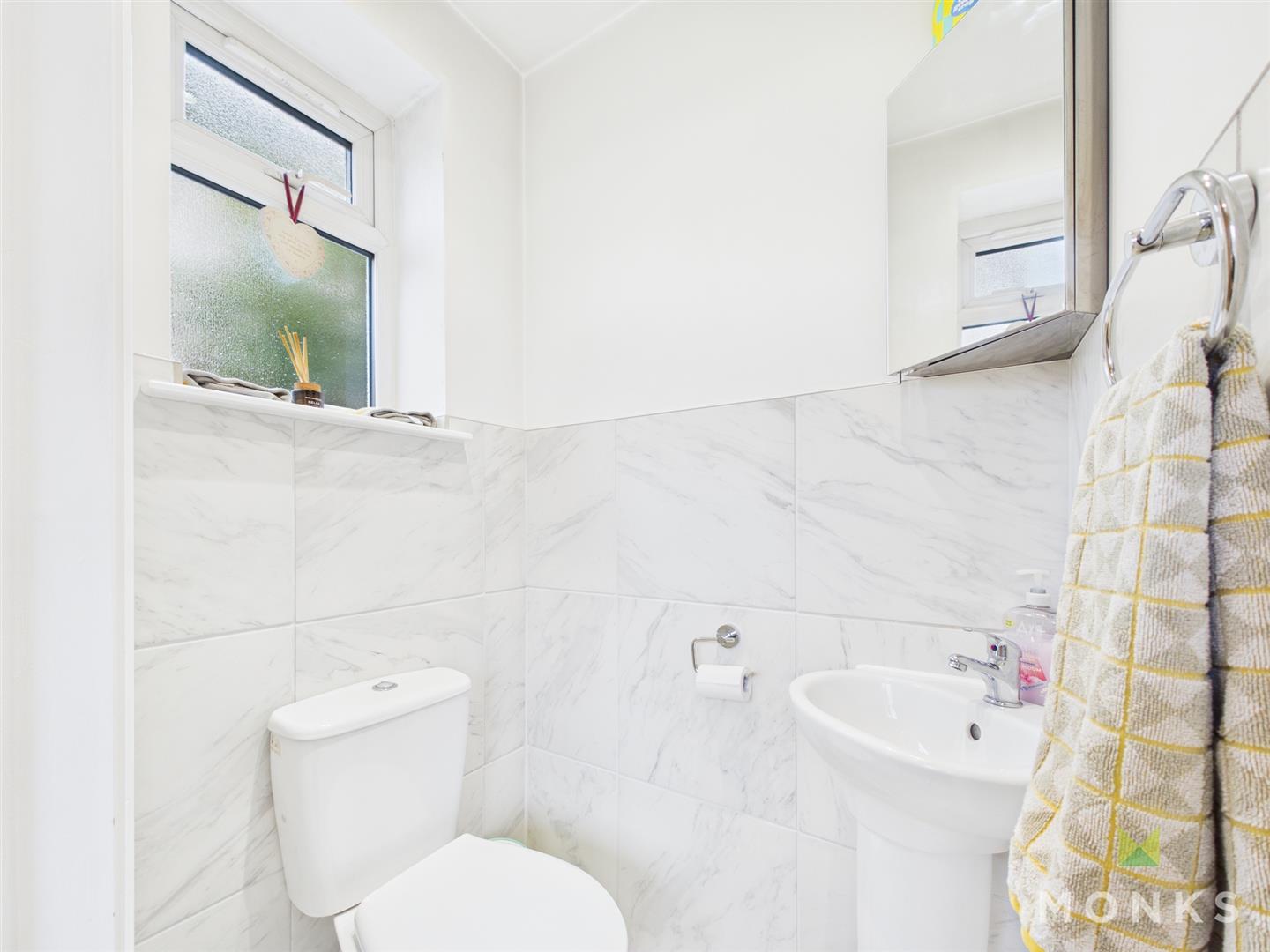 46 Shrubbery Gardens, Shrewsbury, SY4 5BZ For Sale